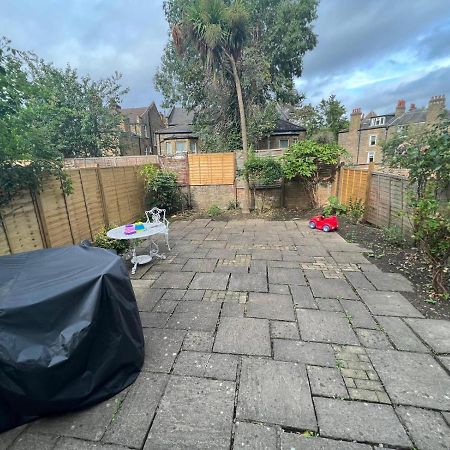 Grand Tulse Hill Villa London Bagian luar foto