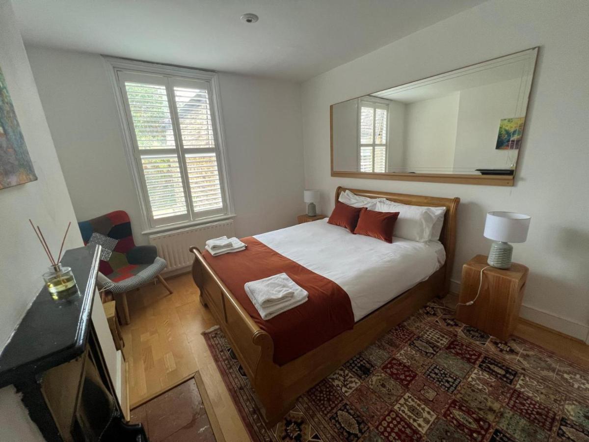 Grand Tulse Hill Villa London Bagian luar foto