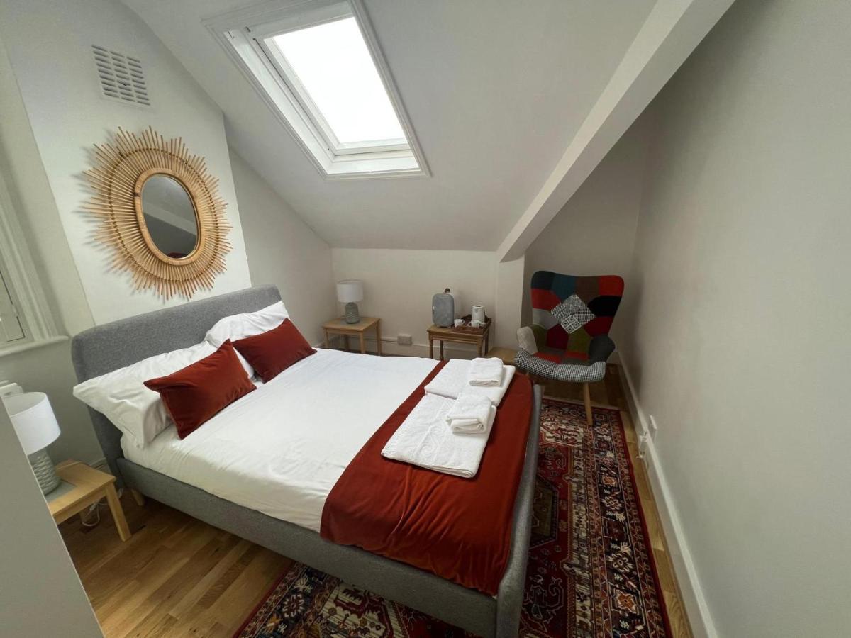 Grand Tulse Hill Villa London Bagian luar foto